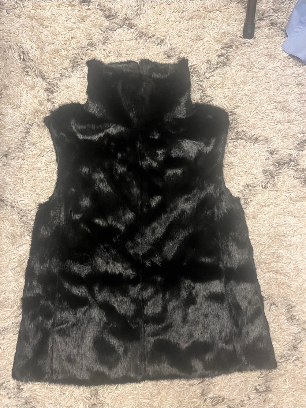 The Frankie Shop Blaire faux fur Funnel Neck top. Black. Size xs. New.